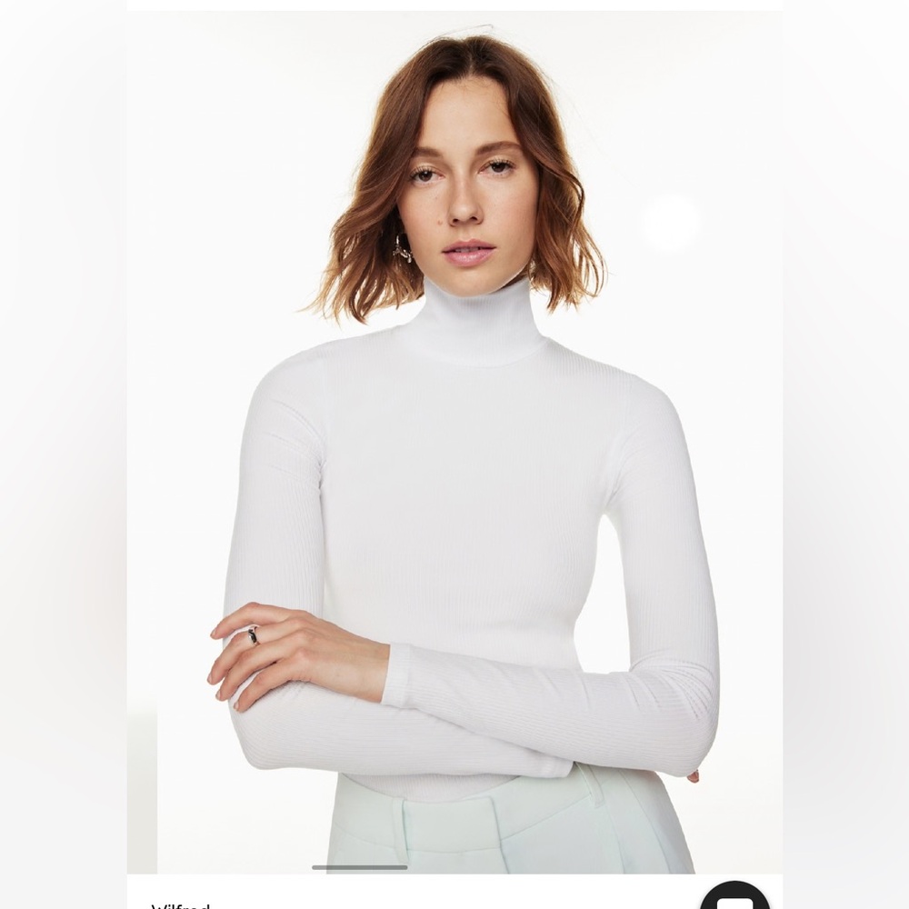 Aritzia White Only Turtleneck NWOT medium - Picture 4 of 8